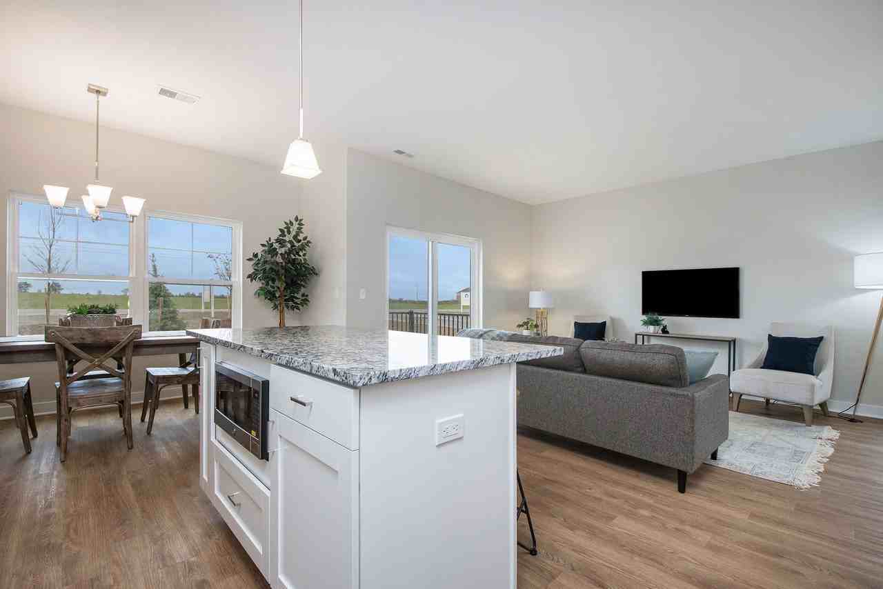 3475 Abbey Ave #3475 - Photo 5 of 18