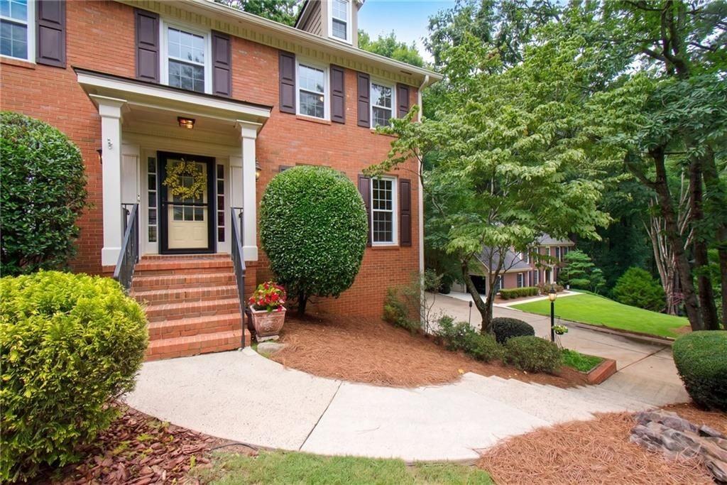 320 Derby Ridge Trce - Photo 4 of 50