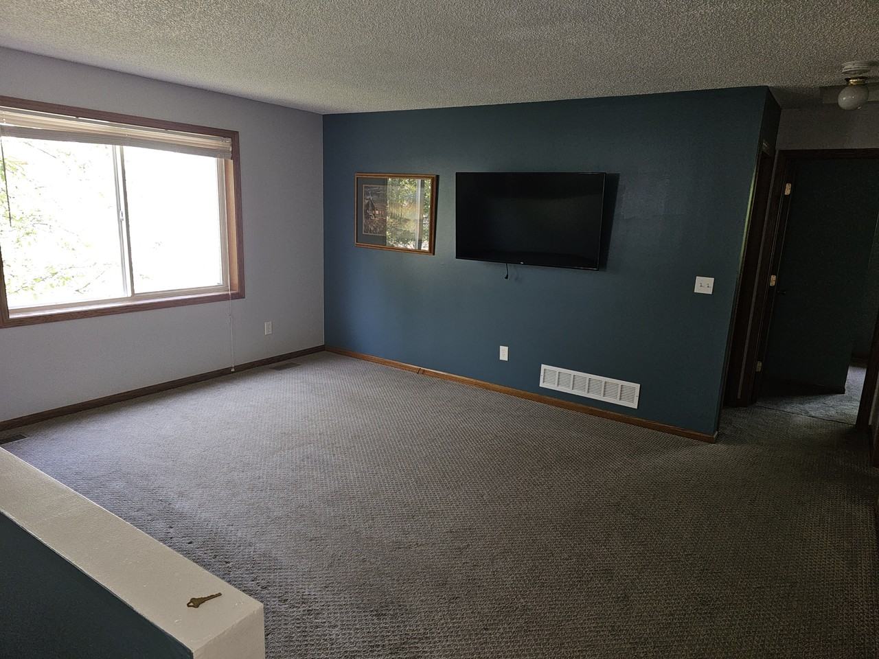 6284 Kahler Dr Ne #NA - Photo 6 of 13