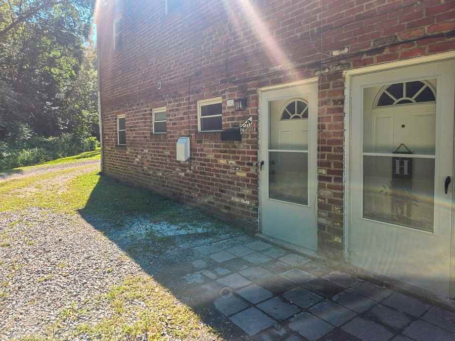 2524 Noel St #2524A - Photo 2 of 10