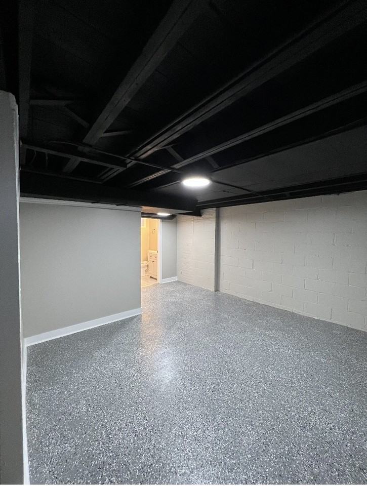 425 E Mishawaka Ave #1 - Photo 4 of 9