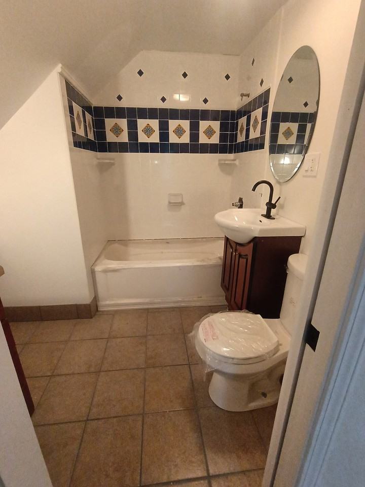 813 E Wayne St #2 - Photo 7 of 9