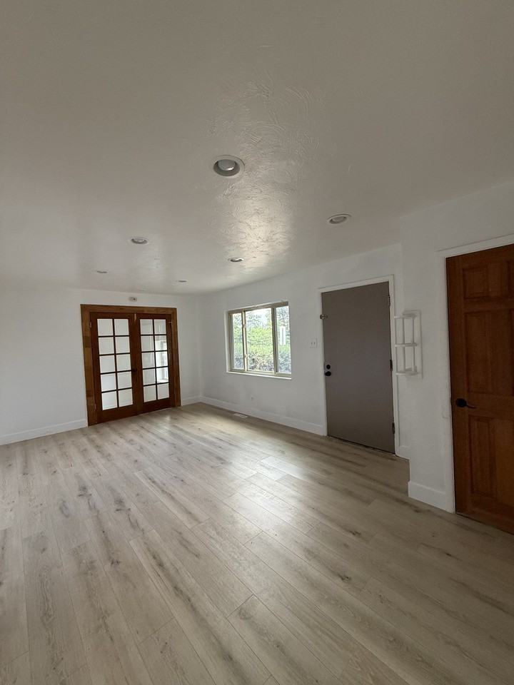 3566 W Amherst Ave #NA - Photo 4 of 26