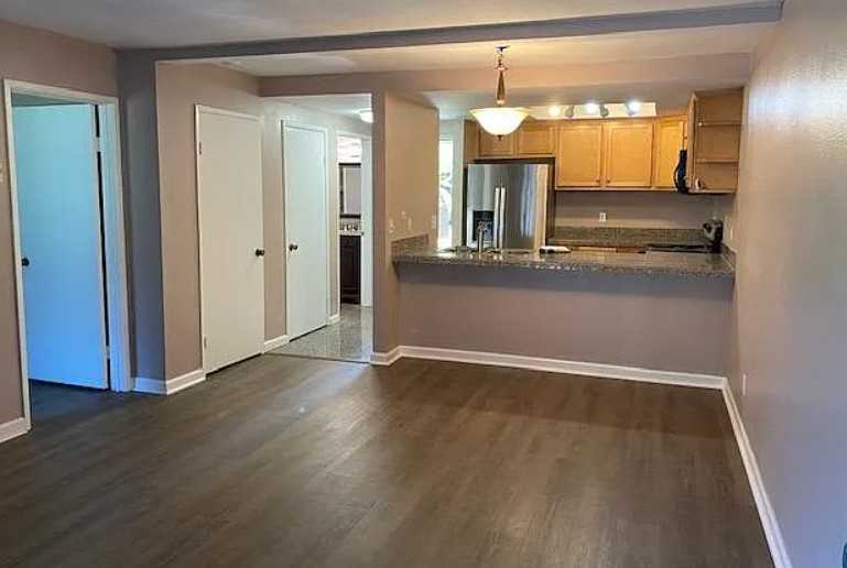 8352 Via Sonoma #B - Photo 2 of 9