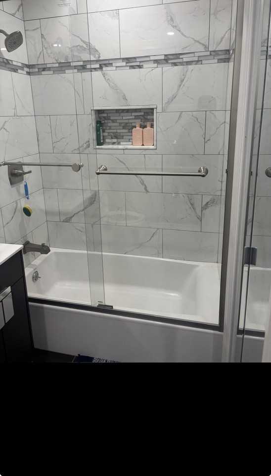 E 57th Pl #1 - Photo 3 of 4