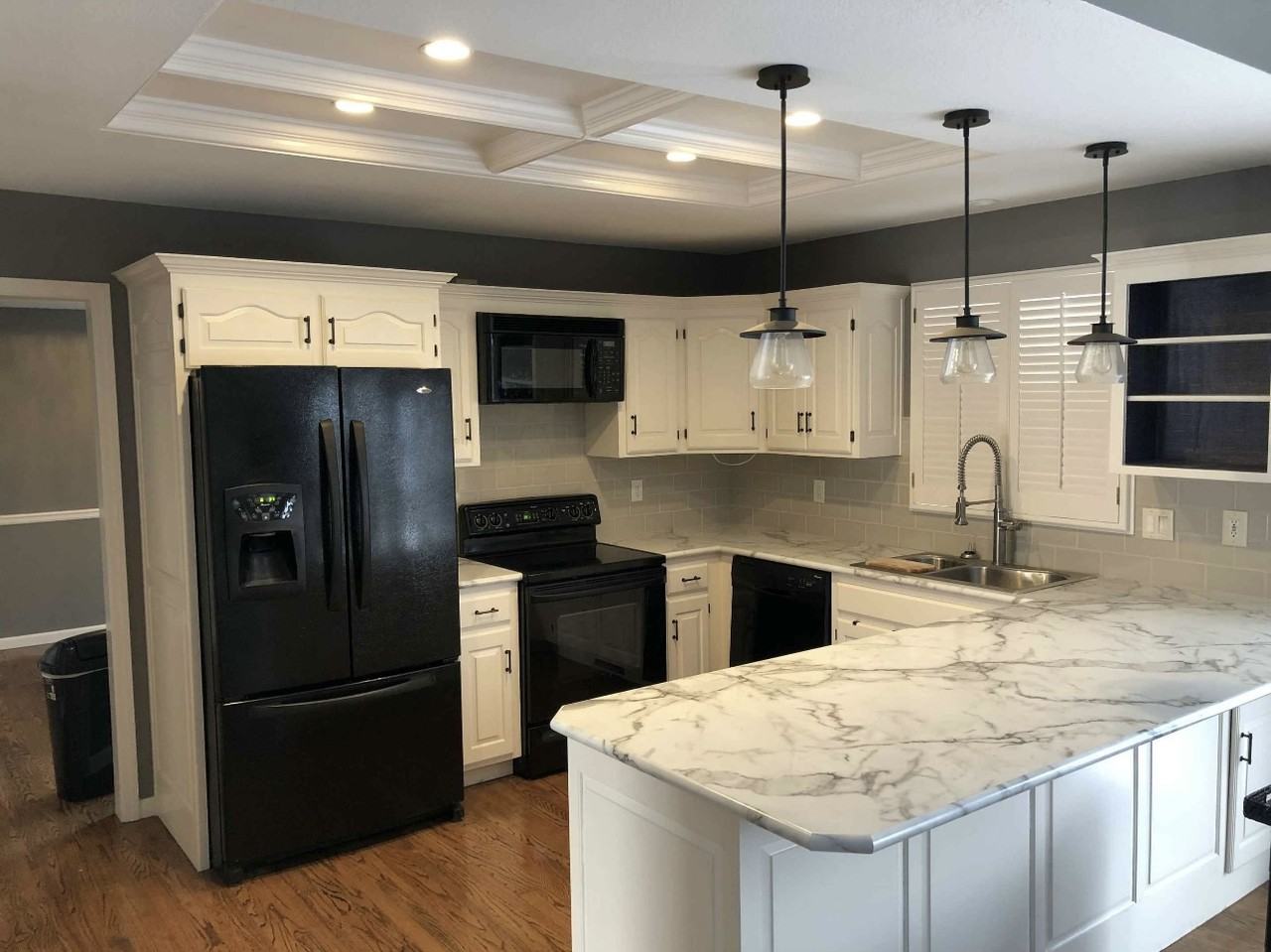 2206 Greenbrier Dr #1 - Photo 3 of 19