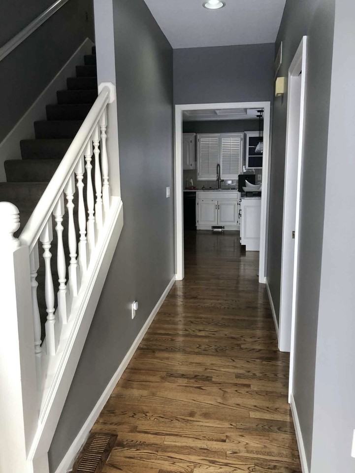 2206 Greenbrier Dr #1 - Photo 5 of 19