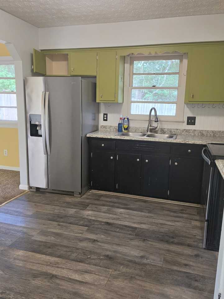 4610 Nickerson Ct #NA - Photo 6 of 15