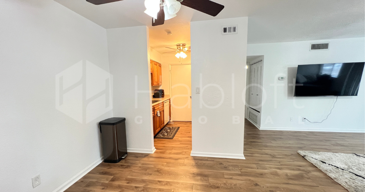 13289 Arbor Pointe Cir #202 - Photo 5 of 11