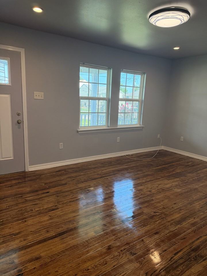 5923 Painters St #NA - Photo 7 of 11