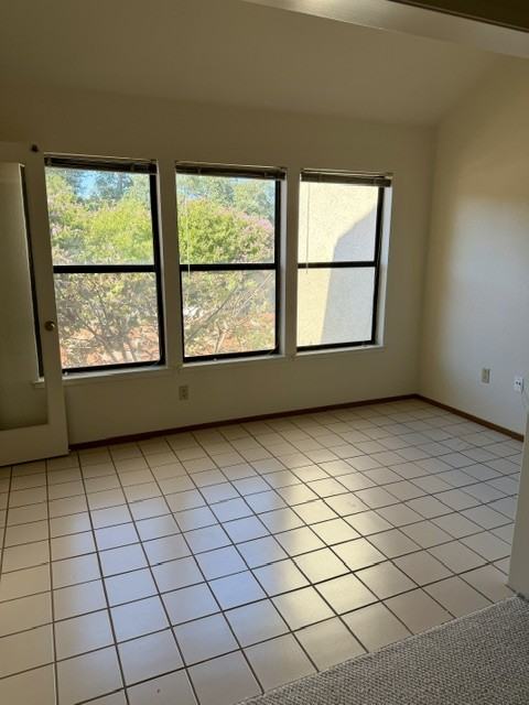 1422 S Villa Way #1422 - Photo 4 of 7