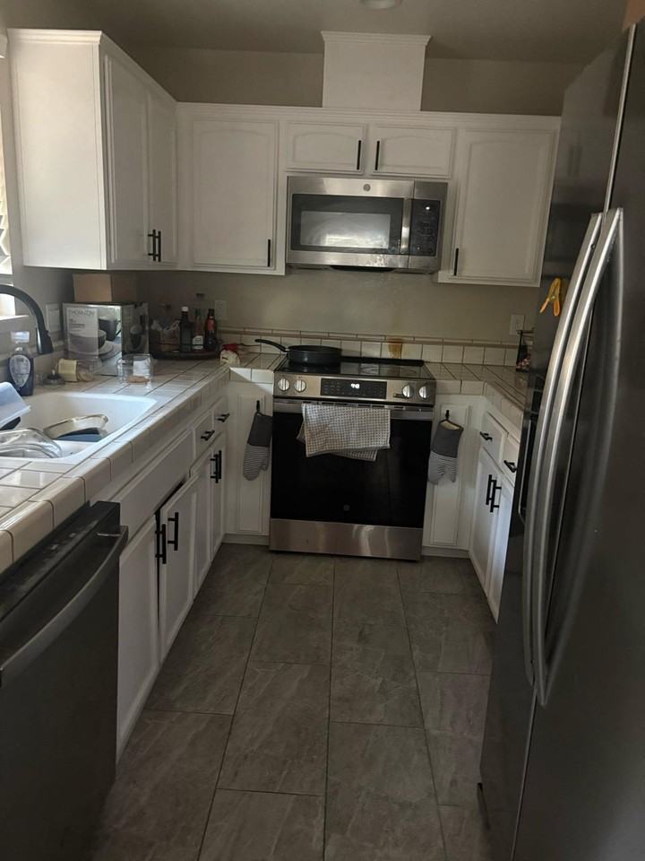 1421 Hood Rd #D - Photo 5 of 15
