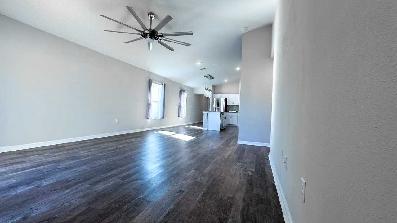 12609 Triple Creek Blvd #NA - Photo 4 of 11