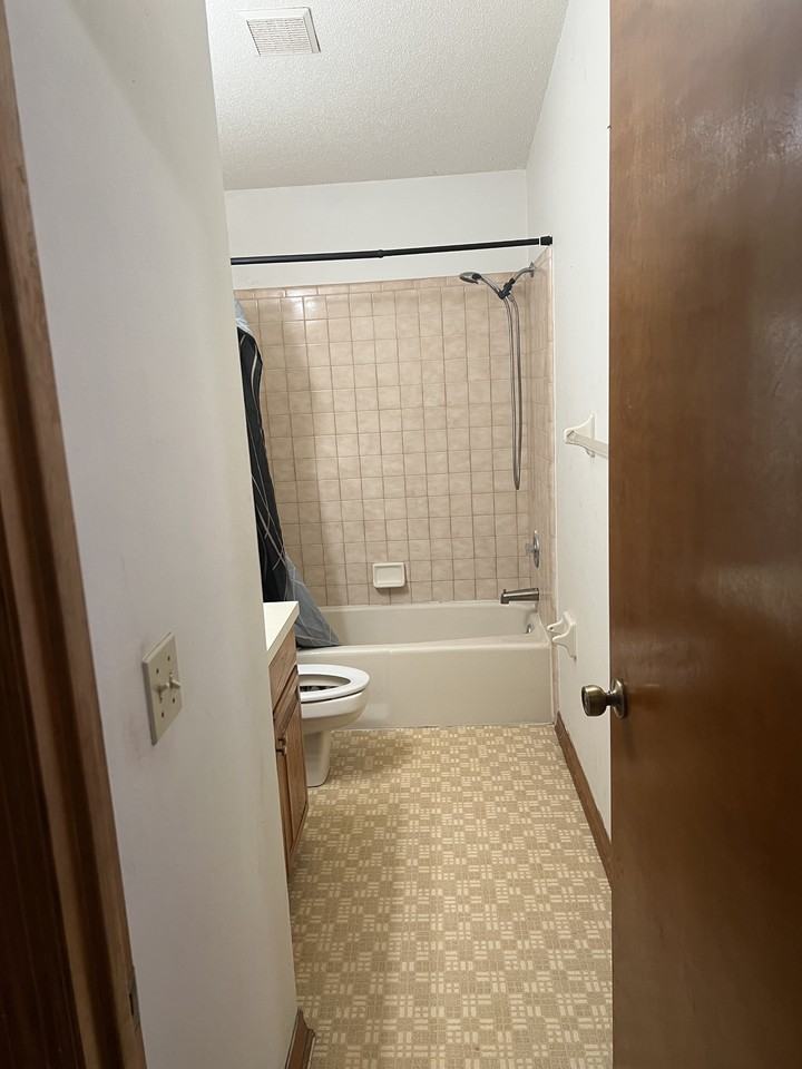 109 Clay Ave S #NA - Photo 7 of 13