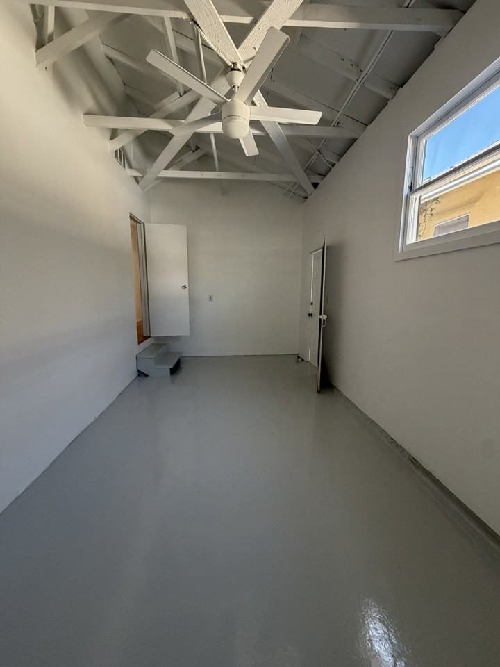 118 Breeze Ave #NA - Photo 7 of 17