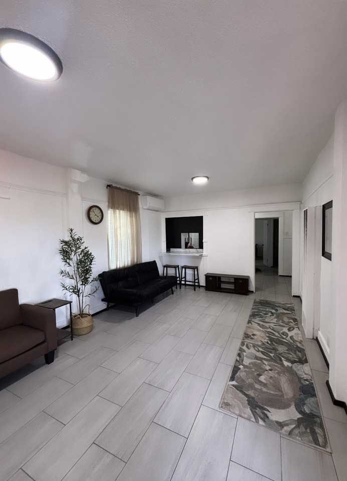 4011 Michigan Ave #NA - Photo 6 of 11