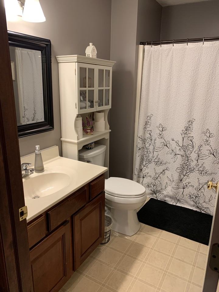 748 Eichelberger St - Photo 3 of 19