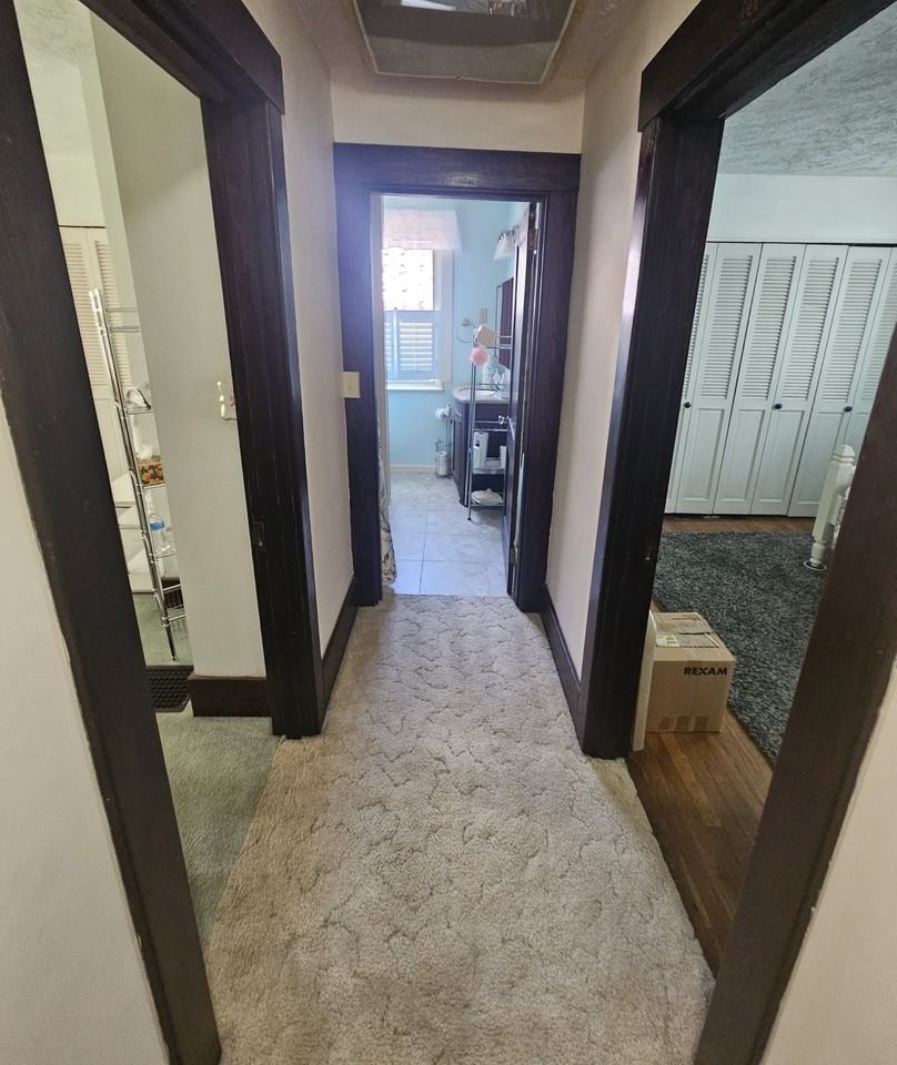 1237 Benton Ave #NA - Photo 7 of 10