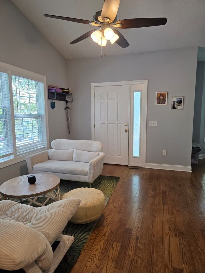 1415 Providence Blvd - Photo 2 of 20