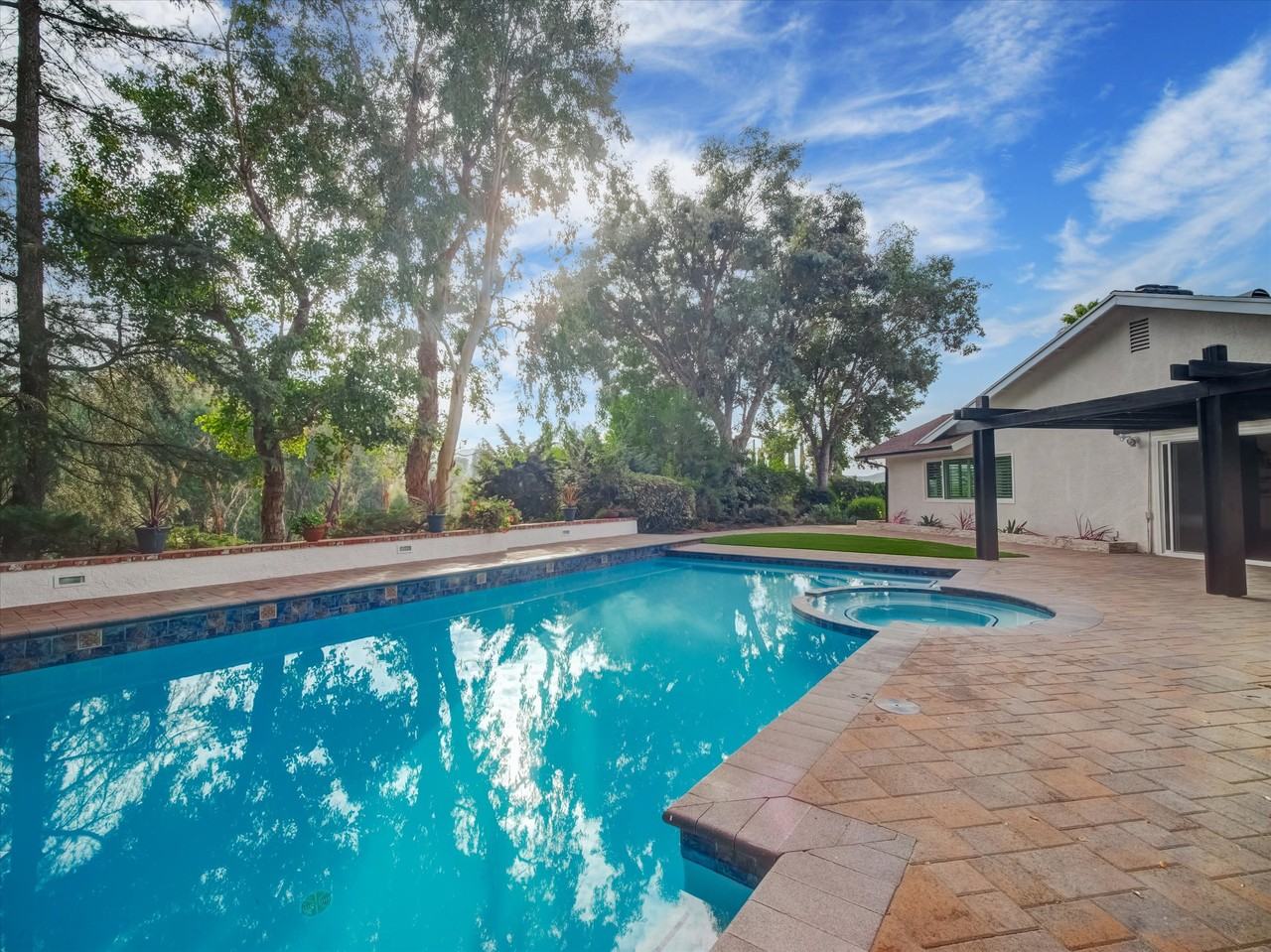 4732 Del Moreno Dr #NA - Photo 5 of 50