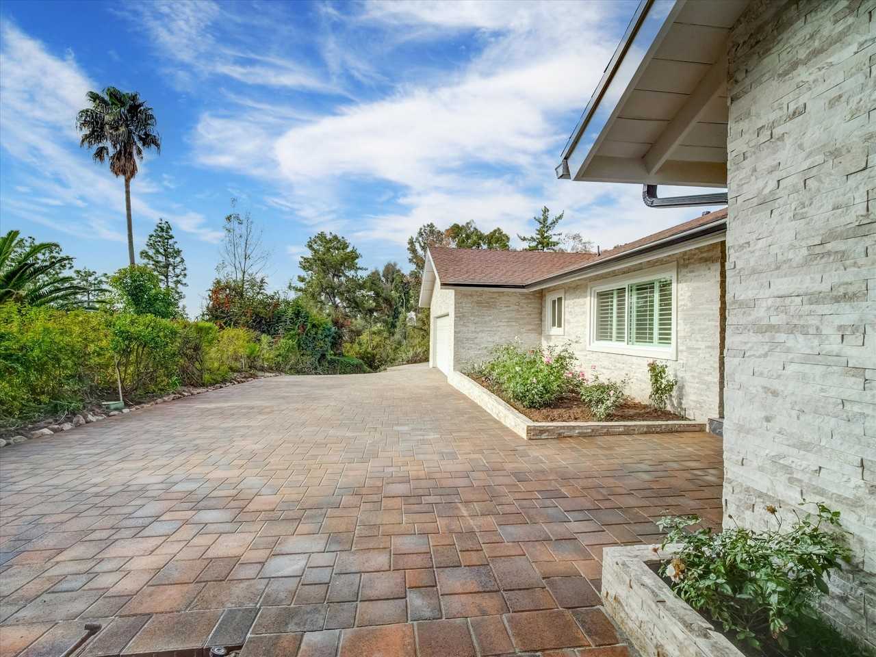 4732 Del Moreno Dr #NA - Photo 7 of 50