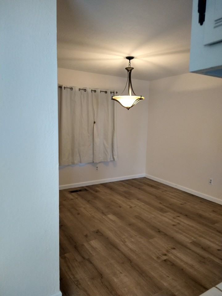 1417 Oakmont Pl #NA - Photo 3 of 12