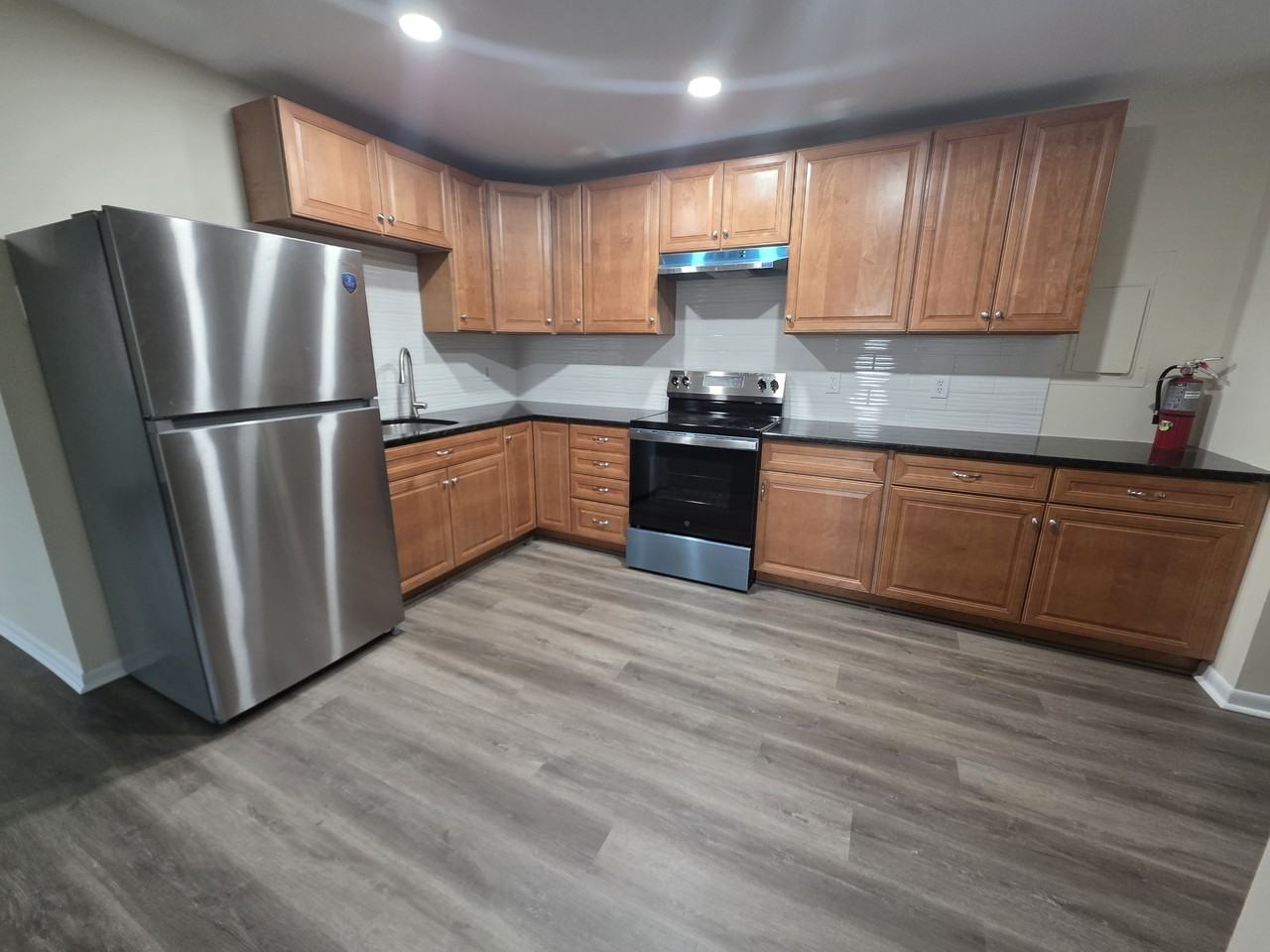 7 Washington Ave #1 - Photo 2 of 6