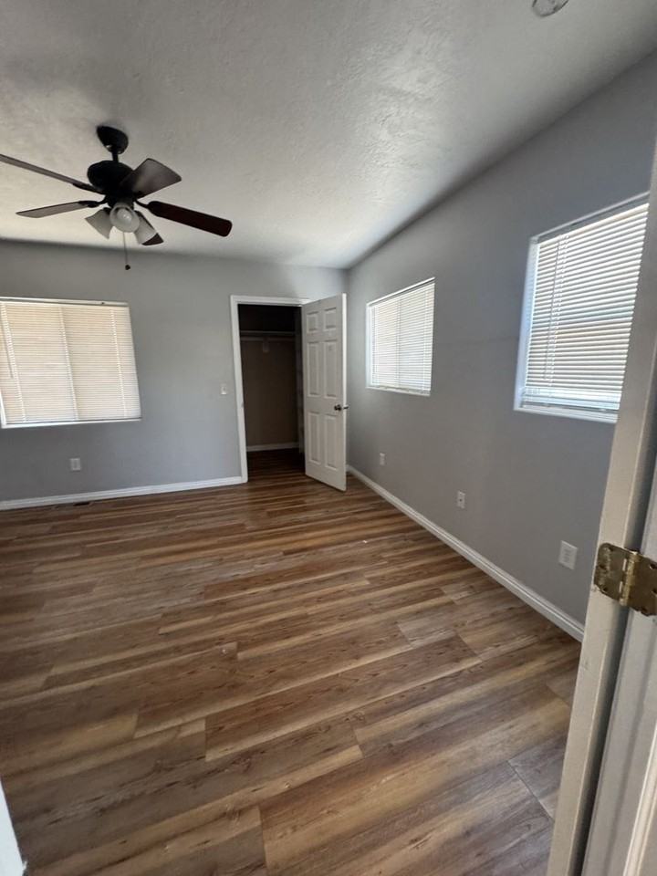448 N 400 W #1 - Photo 3 of 5