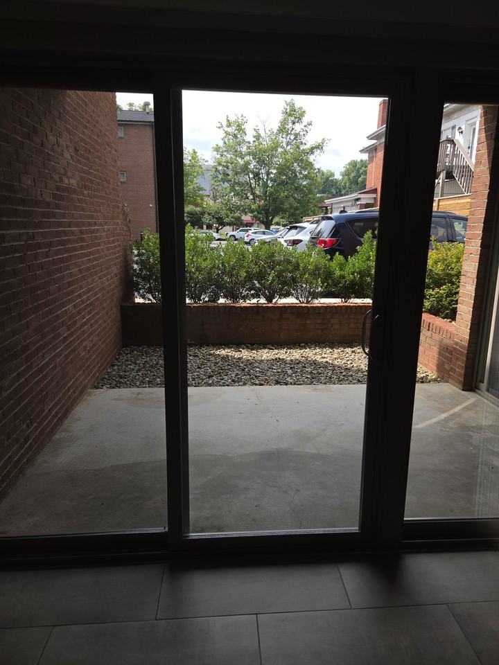 918 10th Ave #1 - Photo 3 of 10