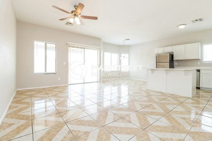 2624 N 63rd Ave - Photo 3 of 16