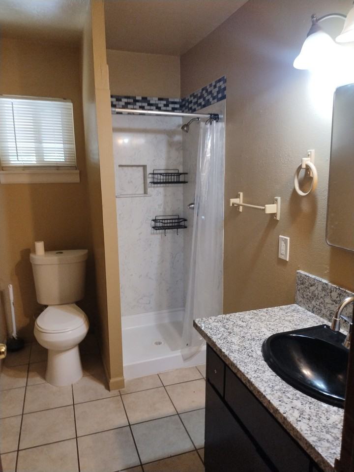5935 Garden Ave #F - Photo 2 of 11