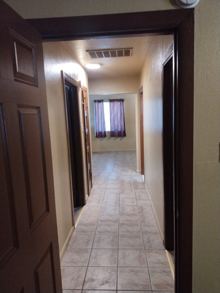 5935 Garden Ave #F - Photo 3 of 11