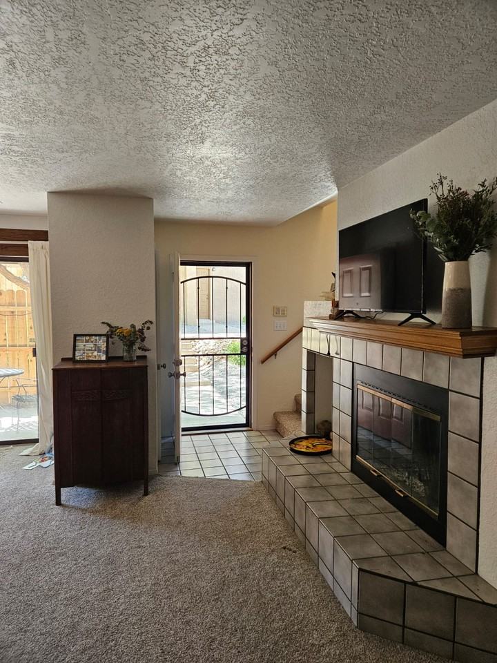 2900 Vista Del Rey Ne #3B - Photo 4 of 19