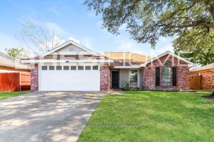 4404 Lakeview Dr - Photo 1 of 1
