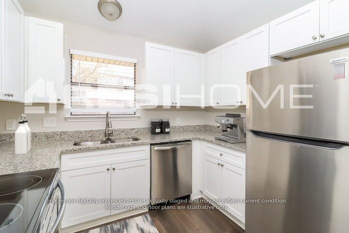 4404 Lakeview Dr - Photo 4 of 17