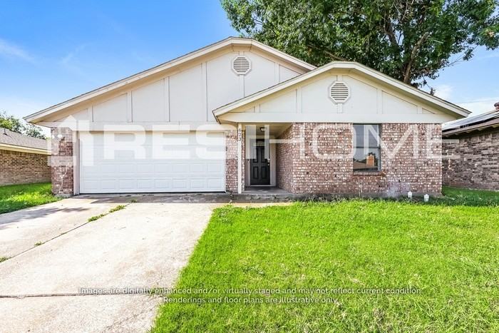 623 Allencrest Dr - Photo 2 of 17