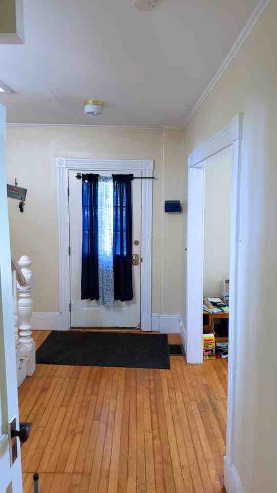 80 Webster Ave #80