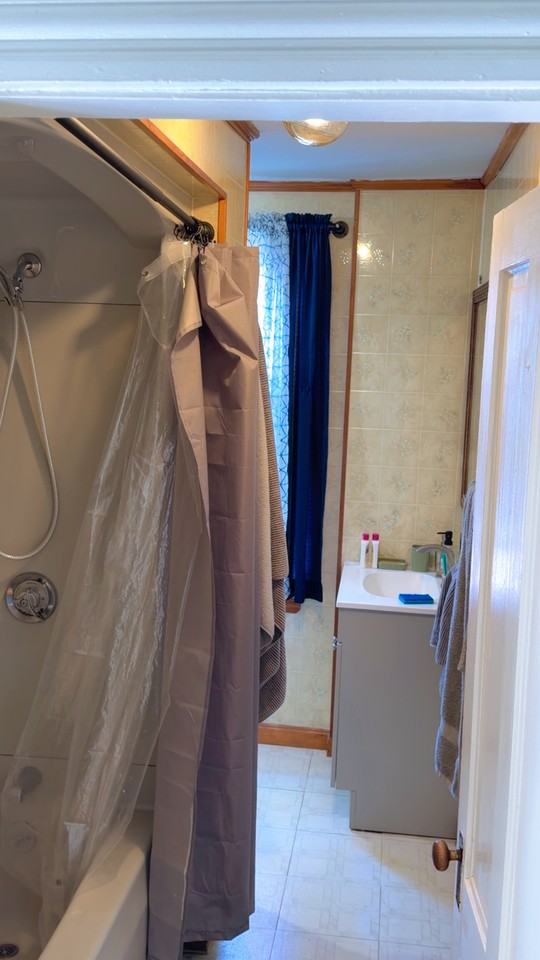 80 Webster Ave #80 - Photo 4 of 23