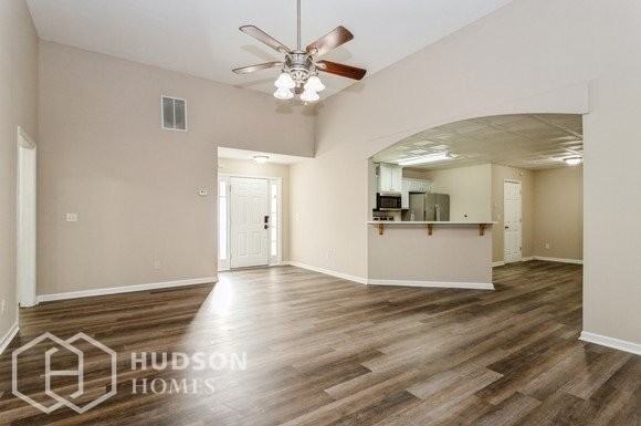 426 Madison Ave - Photo 7 of 20
