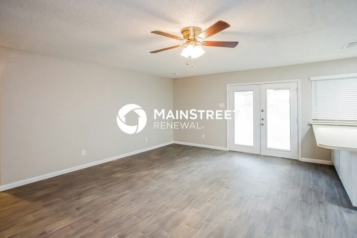 1427 Caladium Dr - Photo 6 of 16