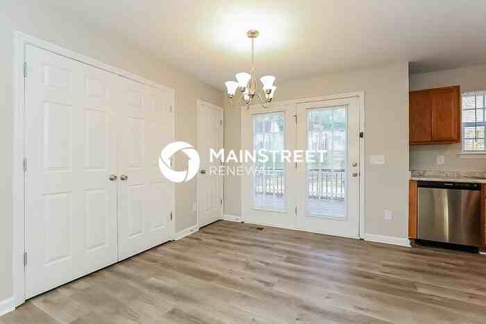 4841 Terragon Trl - Photo 5 of 17