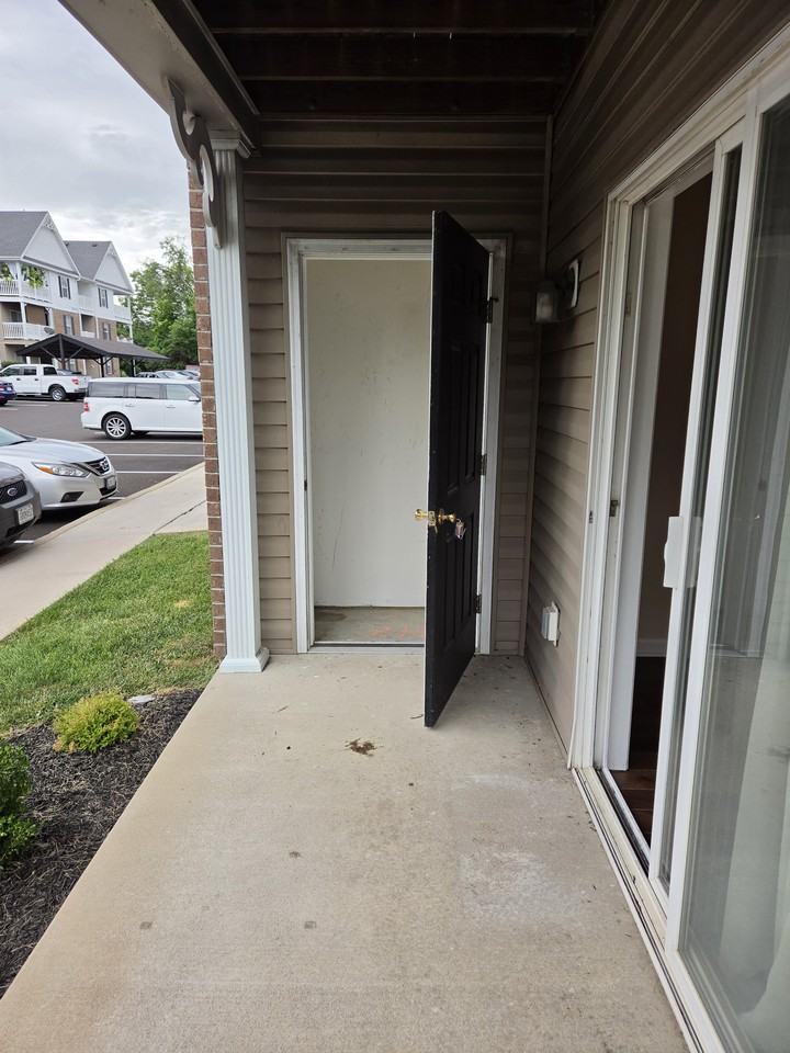 611 Saravalle Dr #NA - Photo 2 of 21