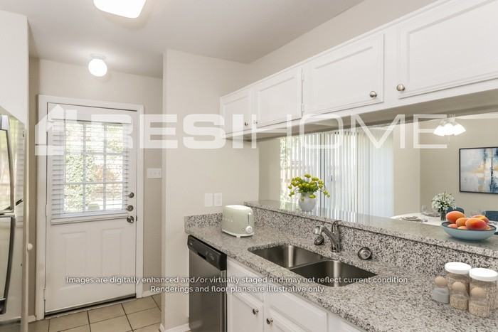 2213 Salerno Dr - Photo 3 of 17