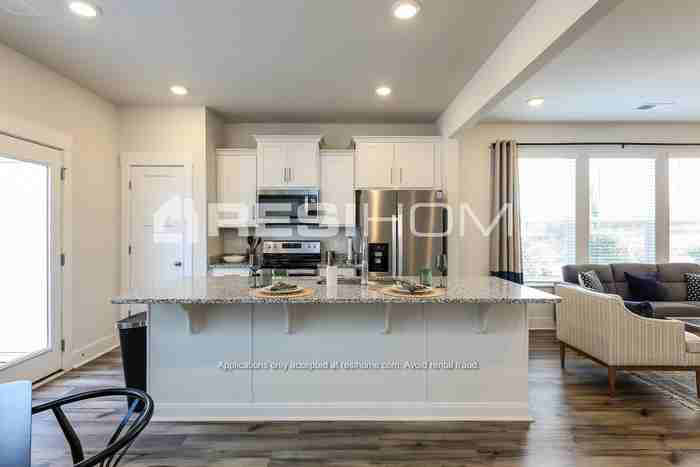 412 Rill Walk Pl - Photo 4 of 19