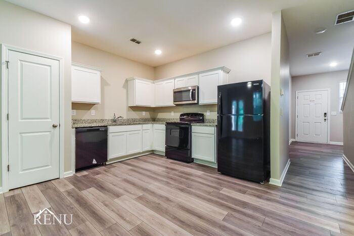 3131 Journal Ct - Photo 3 of 17