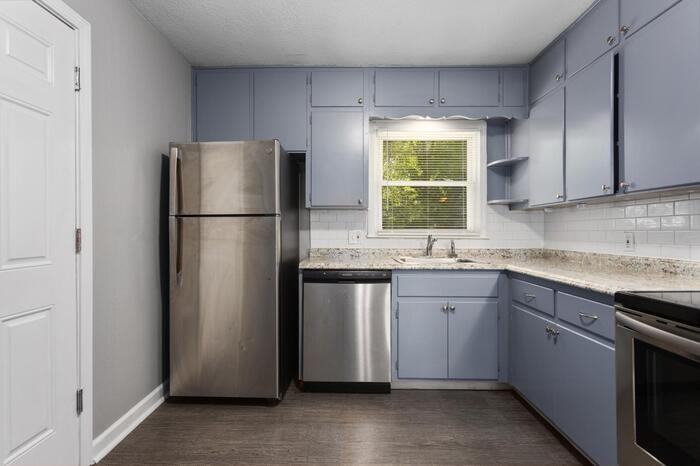 8508 E 81st St - Photo 5 of 23