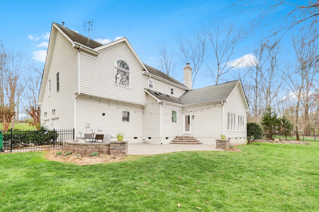 3306 Parting Brook Ct #NA - Photo 5 of 38