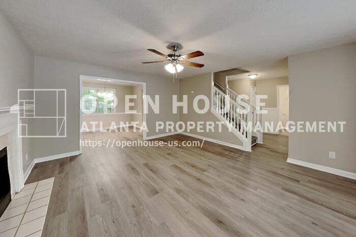 3468 Erin Gln Nw - Photo 4 of 27
