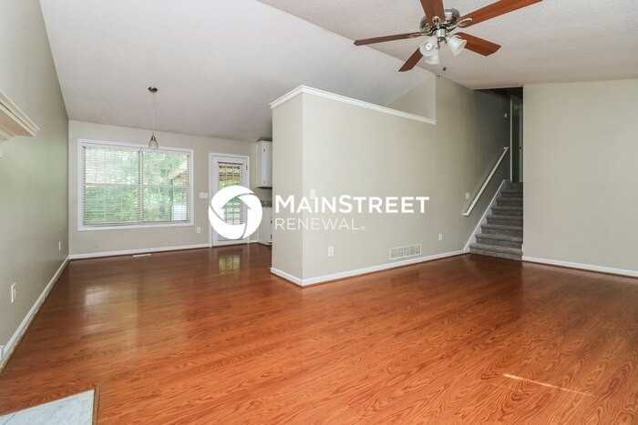 1192 Hardin Bridge Rd - Photo 5 of 21