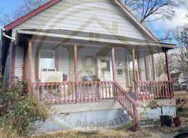 featured image of 427 Bryant Ave #NA